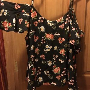 summer open shoulder tank top